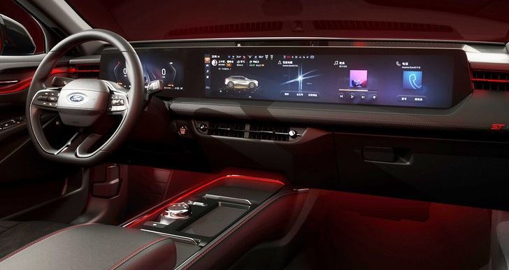 Интерьер Ford Evos