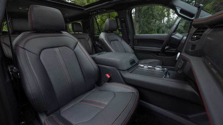 Интерьер Ford Expedition