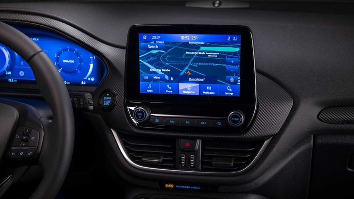 Интерьер Ford Fiesta