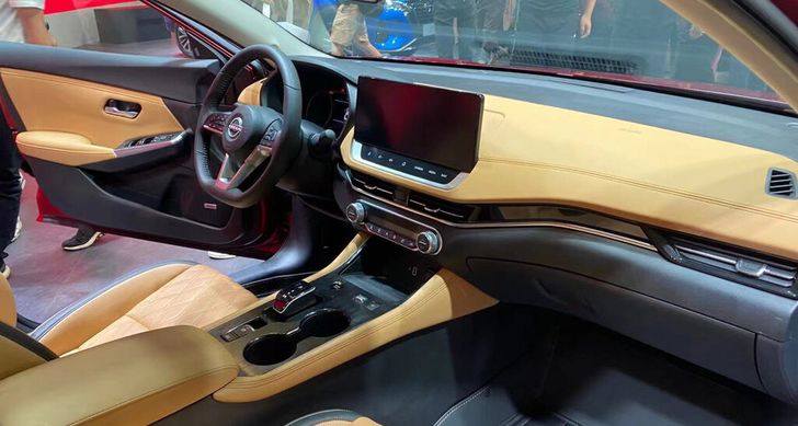 Интерьер Nissan Sylphy