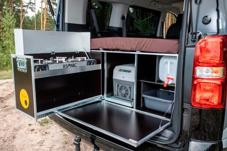 Peugeot Traveller для путешествий