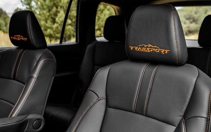 Салон Honda Passport