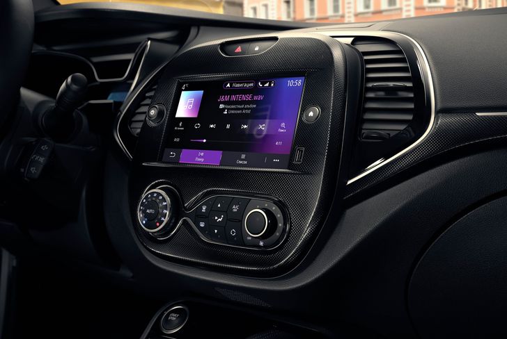 Интерьер Renault Kaptur Intense