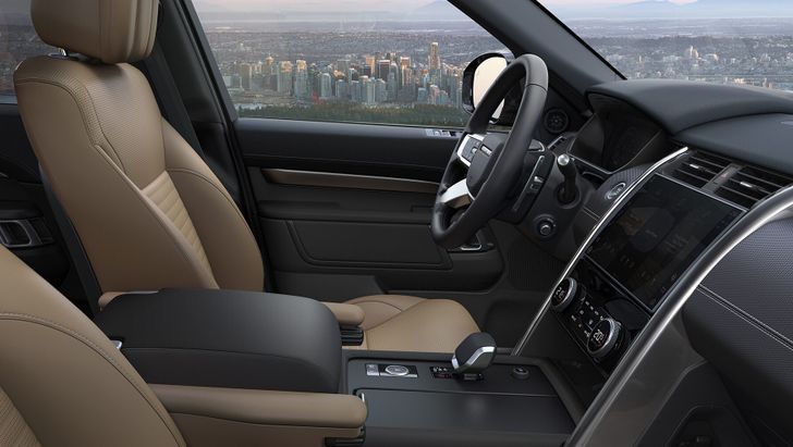 Интерьер Land Rover Discovery Metropolitan