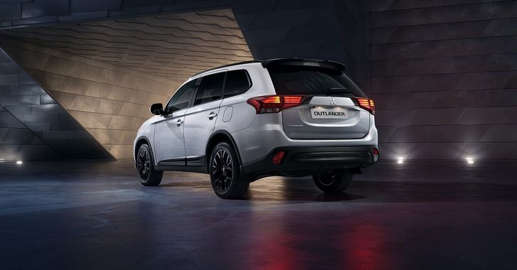 Mitsubishi Outlander Black Edition