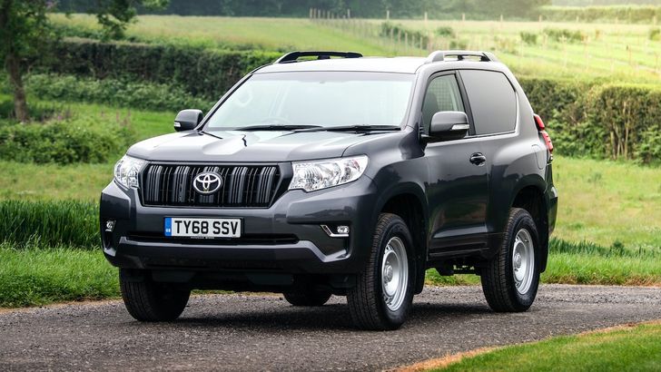 Трехдверный Toyota Land Cruiser