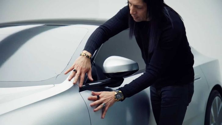 Polestar 5 Teaser