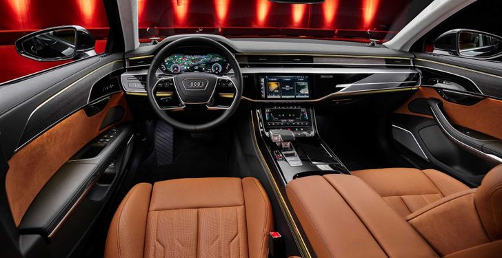 Интерьер Audi A8
