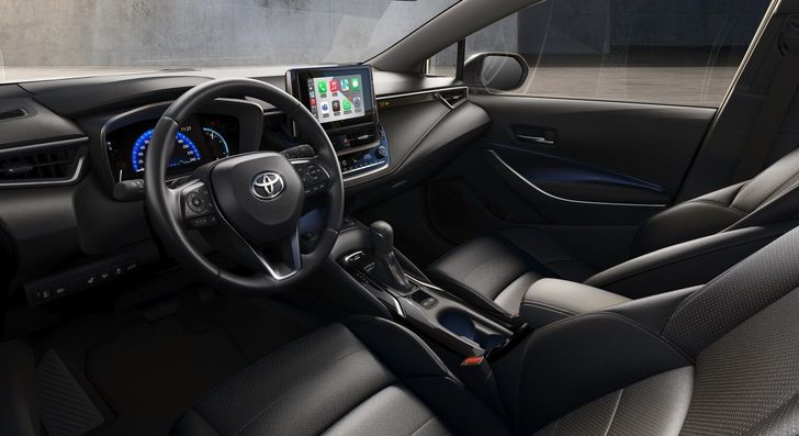 Интерьер Toyota Corolla