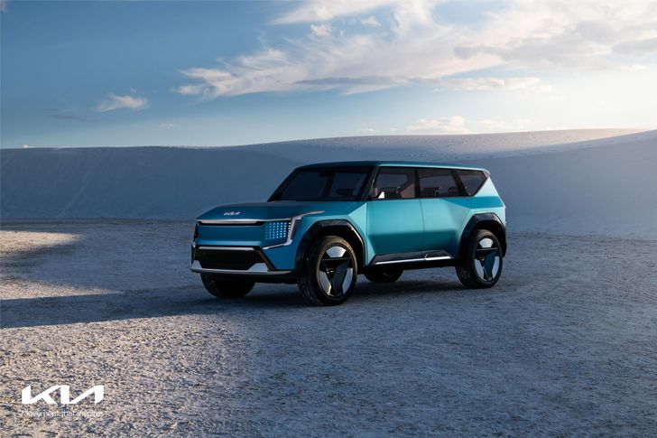 Компания KIA представила электрический кроссовер KIA Concept EV9