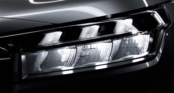 Появились первые фотографии кроссовера Suzuki SX4 нового поколения