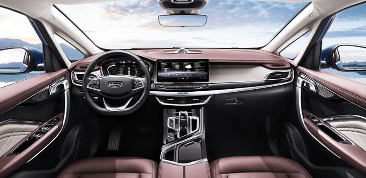 Салон Geely Jiaji