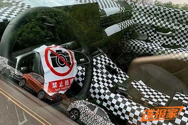 Интерьер Aito M5