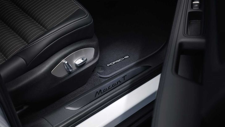 Интерьер Porsche Macan T