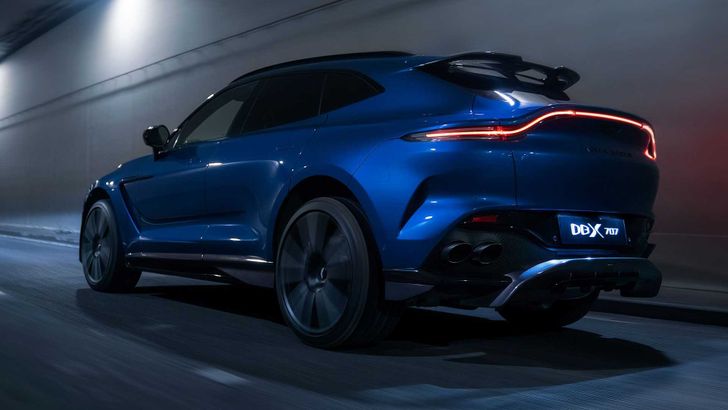 Aston Martin DBX707