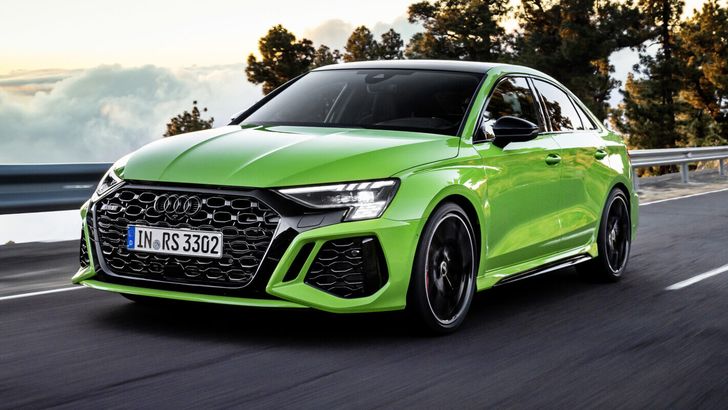 Названы самые невыгодные цвета автомобилей в России