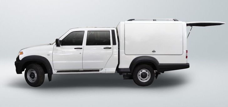 Автозавод УАЗ начал поставлять клиентам новые фургоны на базе УАЗ Профи