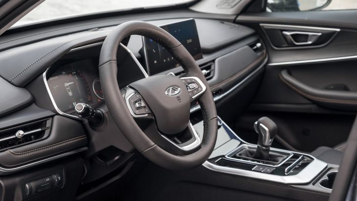 Интерьер обновленного Chery Tiggo 8