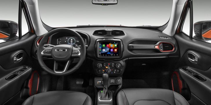 Интерьер Jeep Renegade