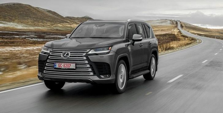 Lexus LX