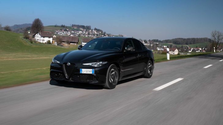 Alfa Romeo Giulia Estrema