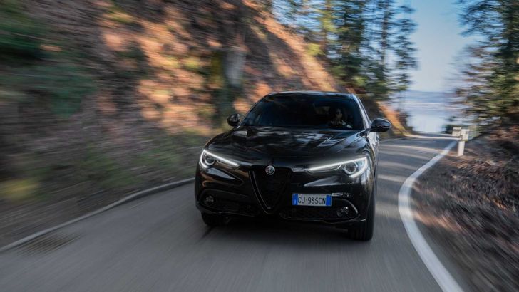 Alfa Romeo Stelvio Estrema