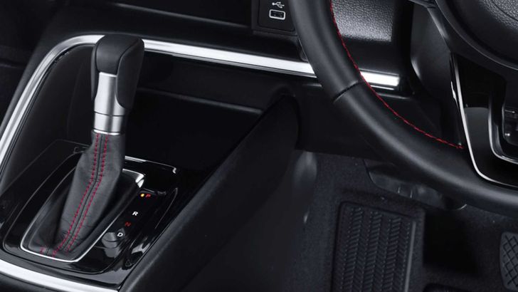 Интерьер Honda HR-V RS