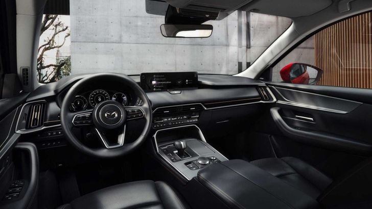 Интерьер Mazda CX-60