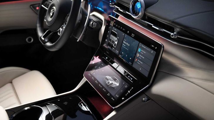 Интерьер Maserati Grecale