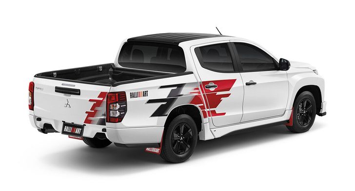 Mitsubishi Triton Ralliart