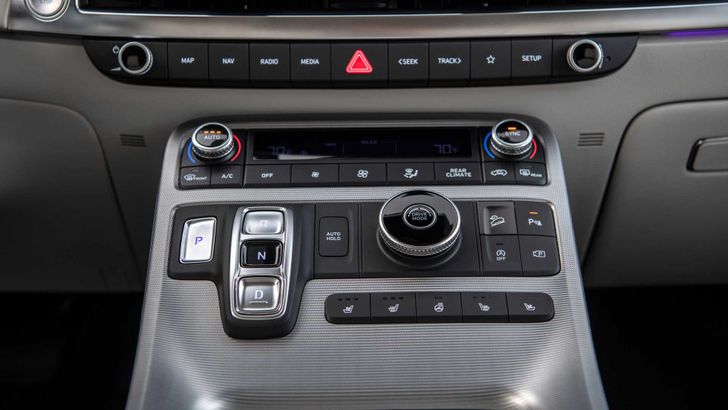 Интерьер Hyundai Palisade