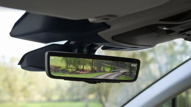 Интерьер Subaru Outback