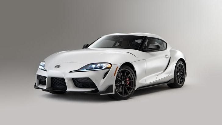 Toyota представила улучшенную GR Supra с «механикой»
