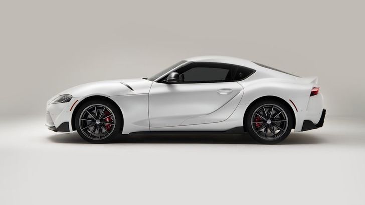 Экстерьер Toyota GR Supra 2023