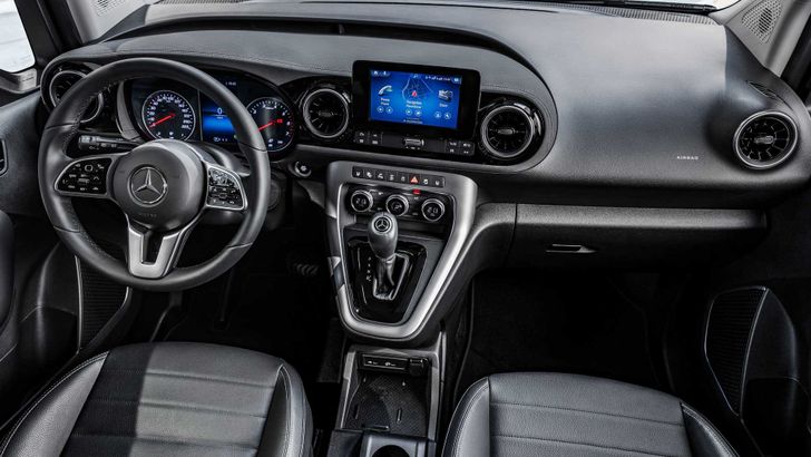 Интерьер Mercedes-Benz T-Class