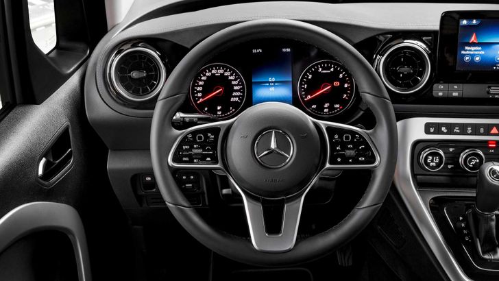 Интерьер Mercedes-Benz T-Class