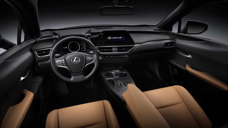 Интерьер Lexus UX