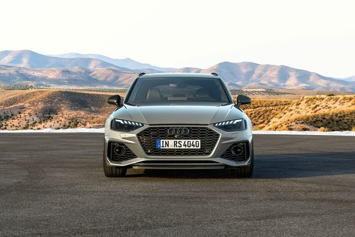 Audi RS 4 Avant с пакетом Competition Plus