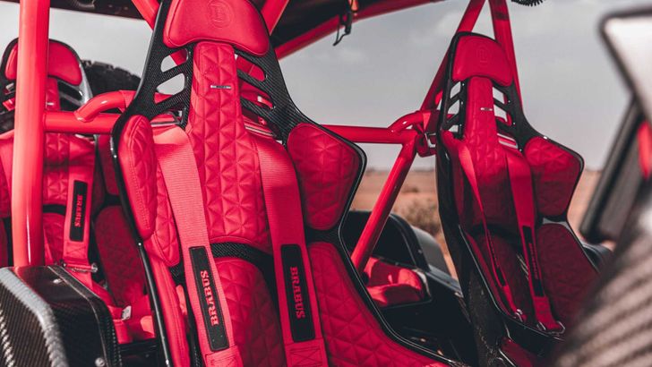 Интерьер Brabus 900 Crawler