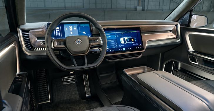 Интерьер Rivian R1T
