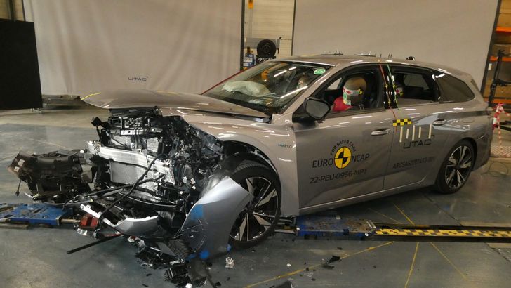 Краш-тест Peugeot 308