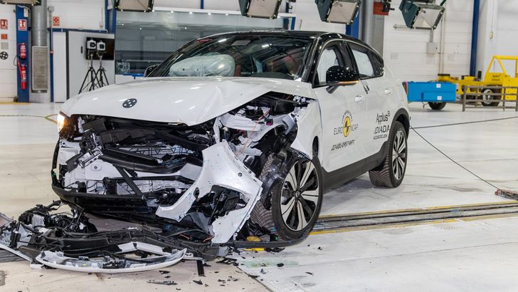 Euro NCAP проверил в краш-тестах два хэтчбека, седан, минивэн и кроссовер