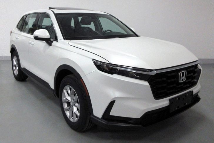 Новый Honda CR-V раскрыли в Китае: первые фотографии