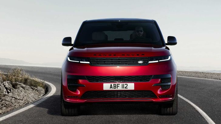 Land Rover раскрыл версии нового Range Rover Sport для России