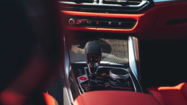 Интерьер BMW M3 Touring