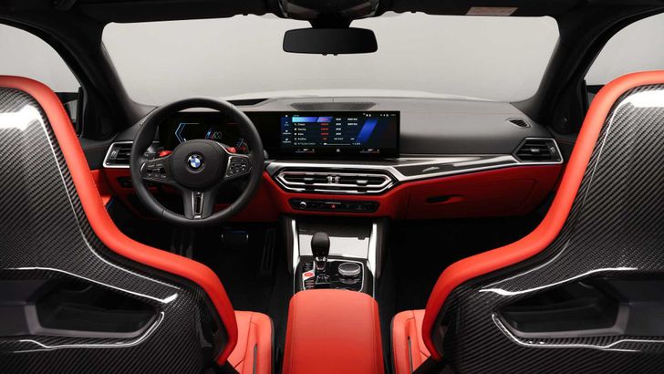 Интерьер BMW M3 Touring