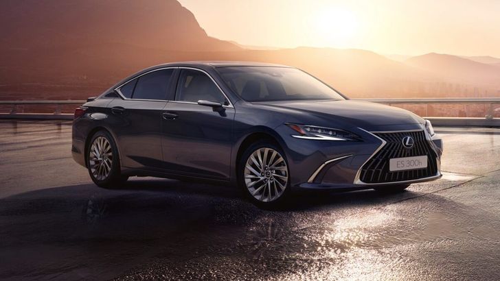 Lexus ES