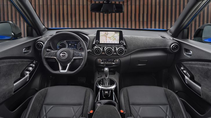 Интерьер Nissan Juke