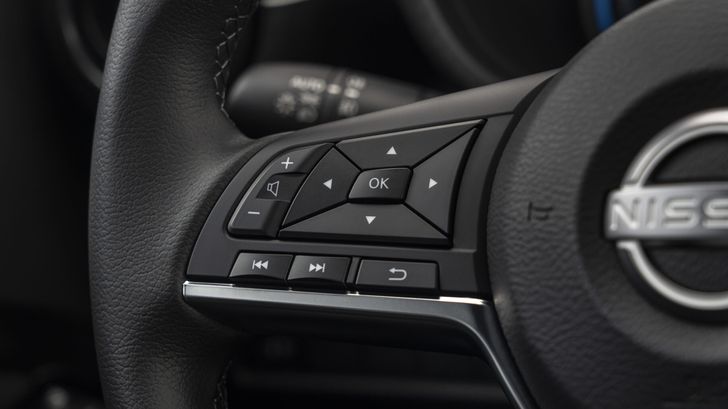 Интерьер Nissan Juke