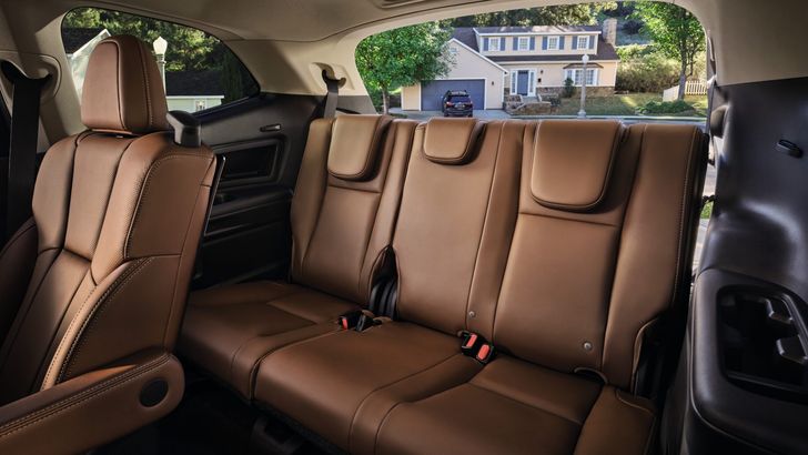 Интерьер Subaru Ascent